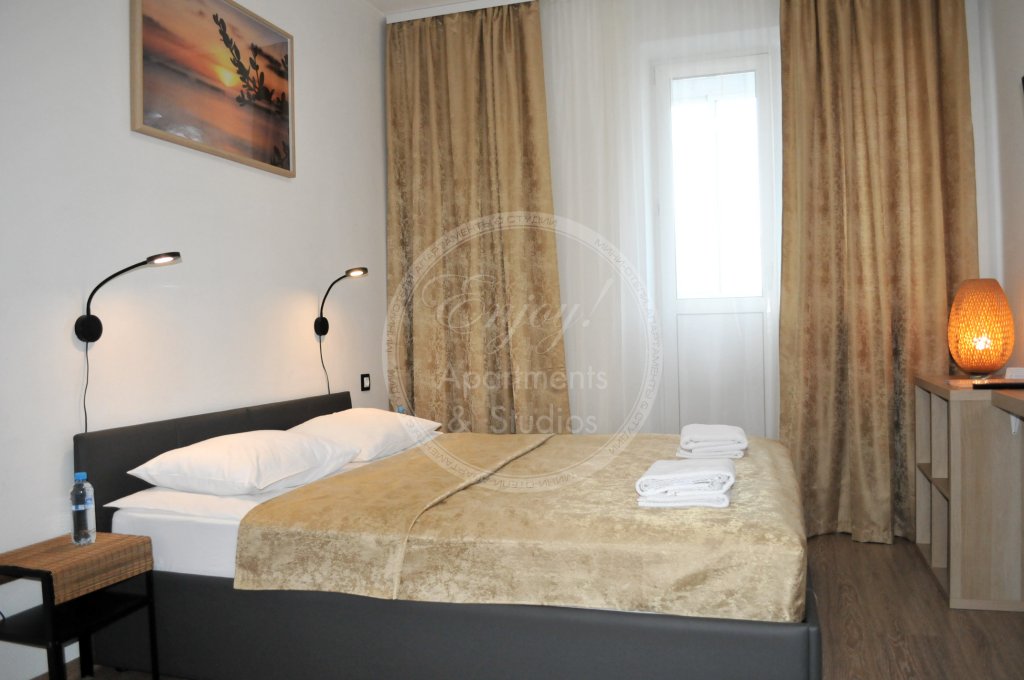 Фото Enjoy! Apartments & Studios