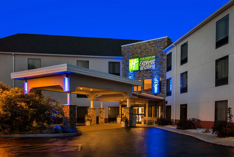 Гостиница Holiday Inn Express Hotel & Suites Great Barrington, an Ihg Hotel