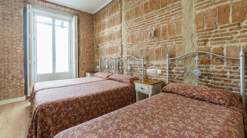 Фото Hostal Madrid