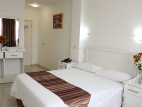 Фото Royal Ushaka Hotel Seaview