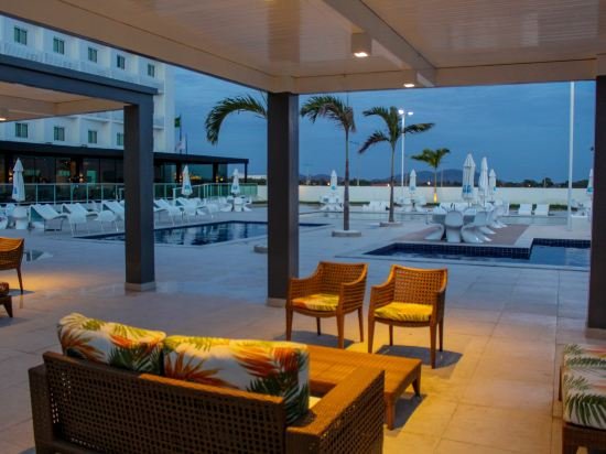 Фото Bristol Aline