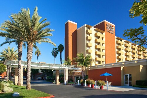 Гостиница Four Points by Sheraton Los Angeles Westside в Калвер-Сити