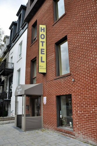 Гостиница Hotel Bon Accueil в Монреале