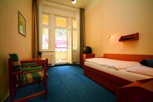 Гостиница Radium Palace Hotel в Острове
