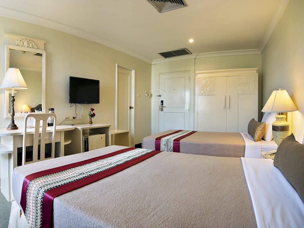 Фото Royal Rattanakosin Hotel