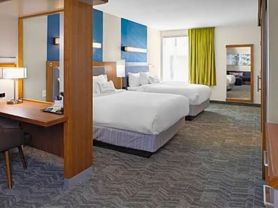 Фото Springhill Suites Kansas City Northeast