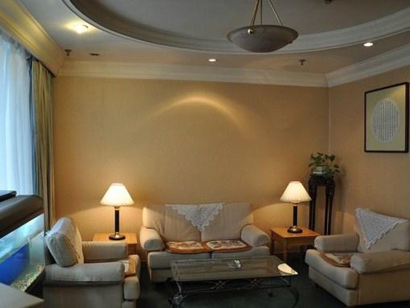 Фото Conrad Urumqi