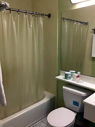 Фото Beverly Inn