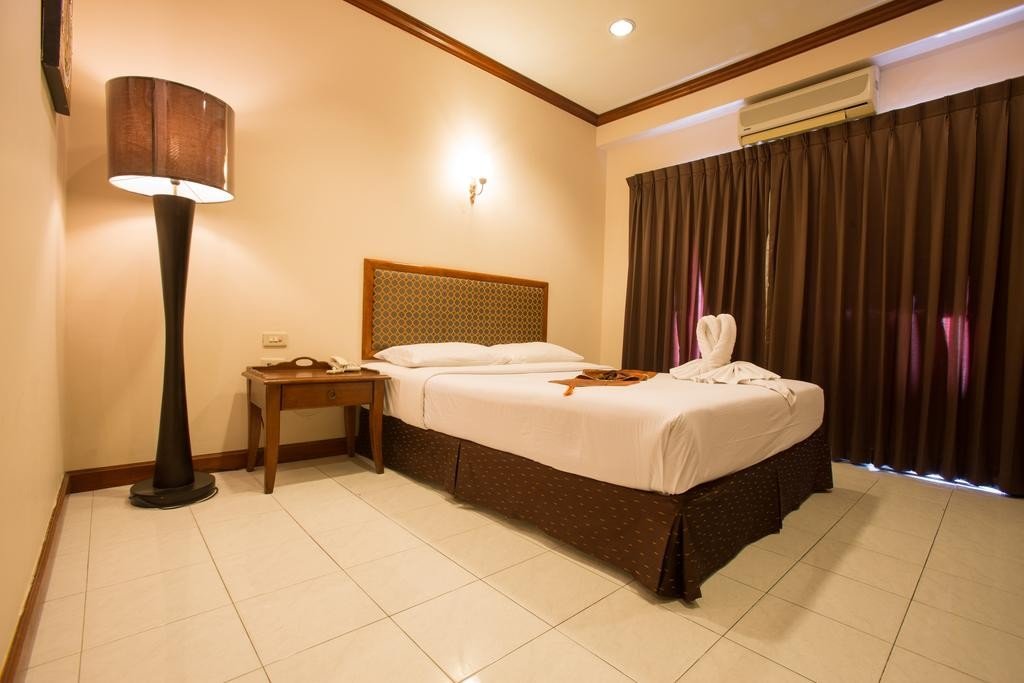 Фото Inn House Hotel