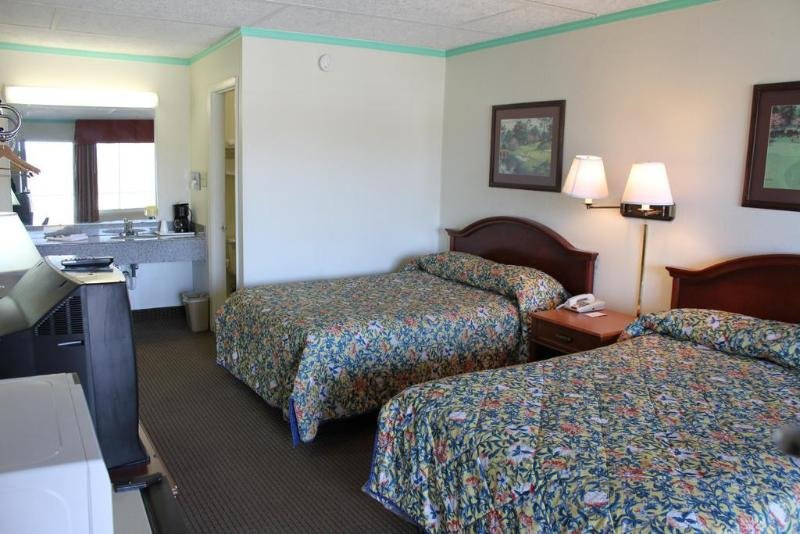 Фото Econo Lodge Charlotte Airport Area