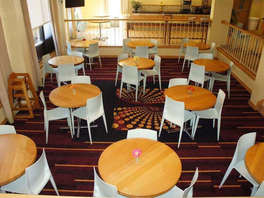 Фото La Quinta Inn & Suites by Wyndham Myrtle Beach - N Kings Hwy