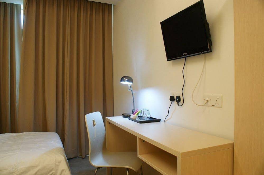 Фото Super 8 Hotel @ Georgetown