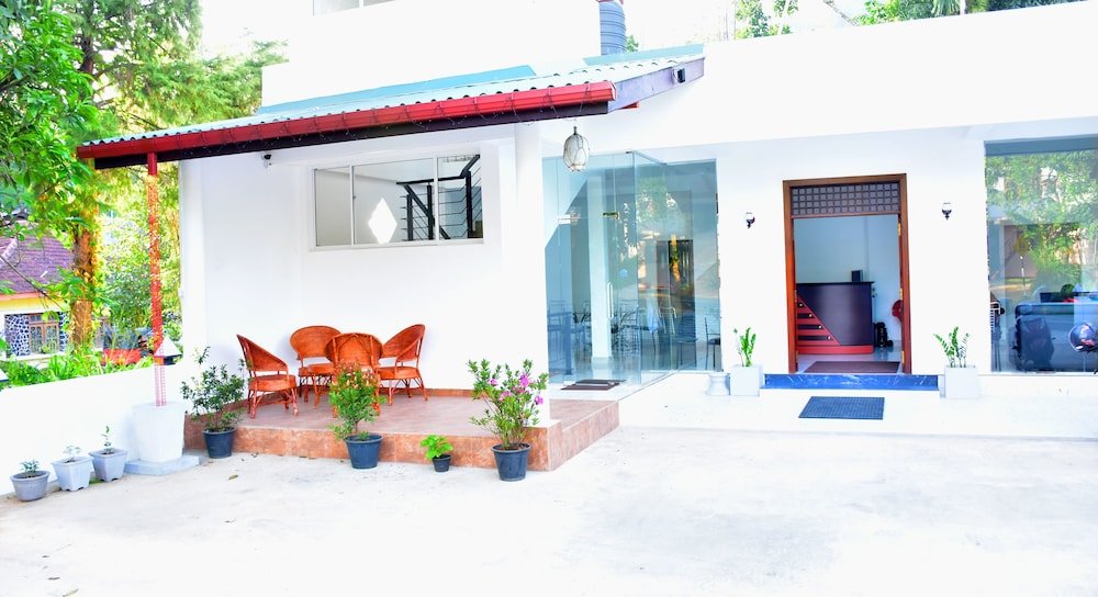 Фото Nine Arch Holiday Resort