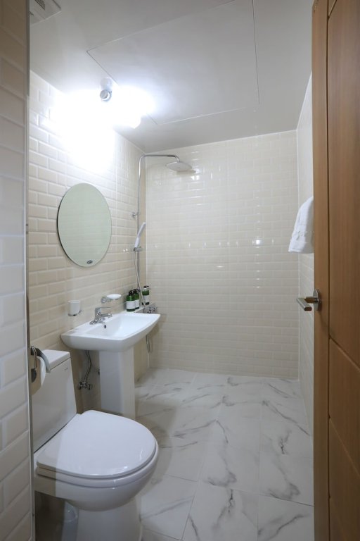 Фото Maison Mini Hotel & Guesthouse