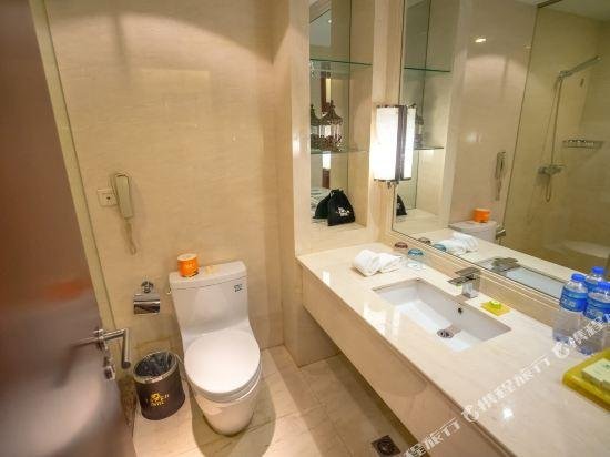 Фото Jiangsu Cuipingshan Hotel