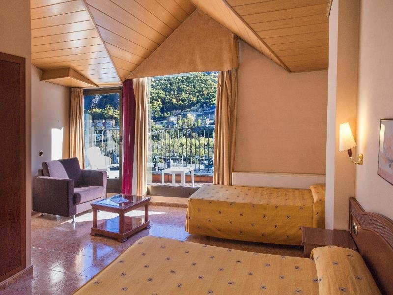 Фото Hotel Cervol