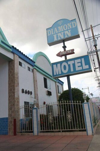 Гостиница Diamond Inn в Лос-Анджелесе