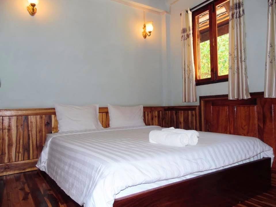 Фото Kingkham Riverside Hotel