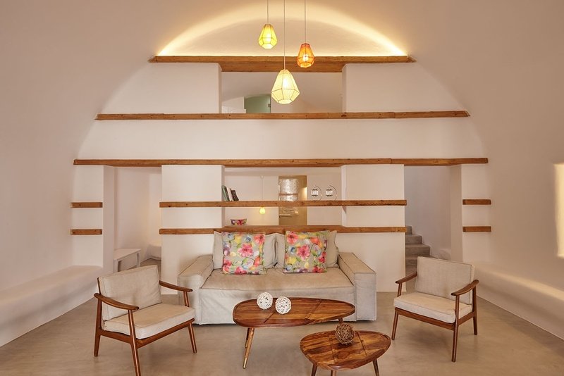 Фото Ayoba Santorini