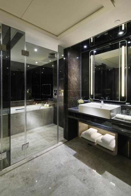 Фото Royal Plaza Hotel