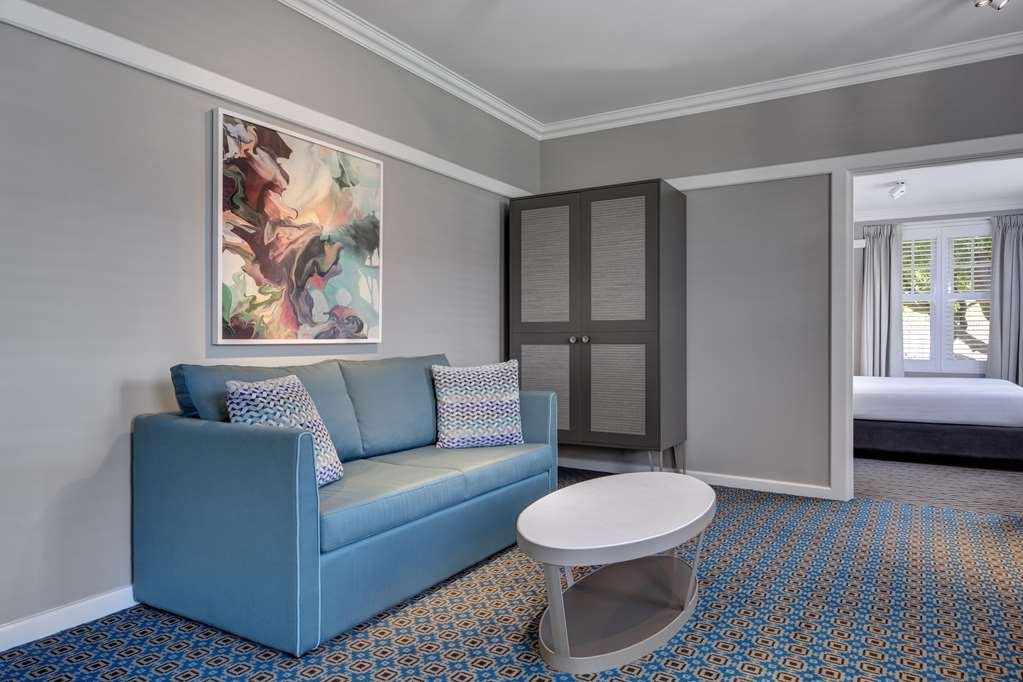 Фото Hotel Kurrajong Canberra