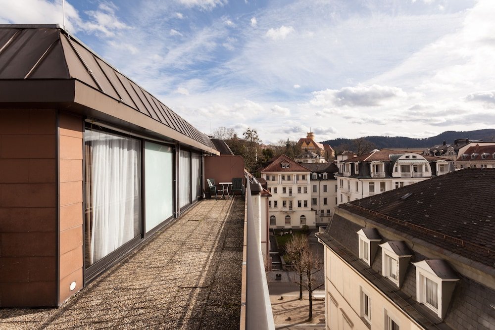 Фото Hotel Quellenhof