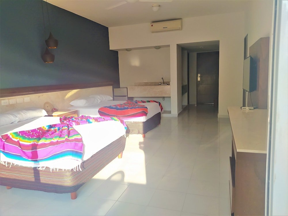 Фото Hotel Mariachi by Kavia 5th AV