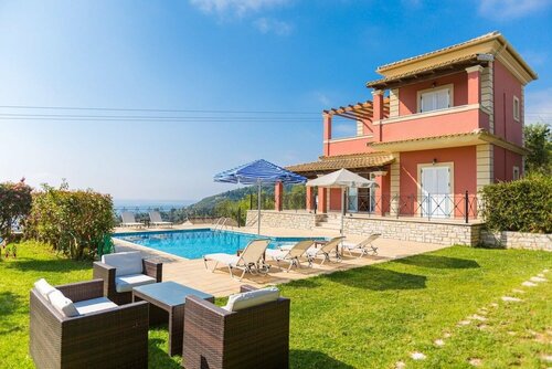 Гостиница Villa Eleni Agios Stephanos Large Private Pool Walk to Beach Sea Views A C Wifi Eco-friendly - 1462