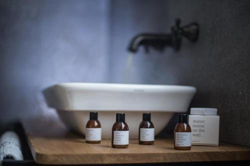 Фото Vault Hotel