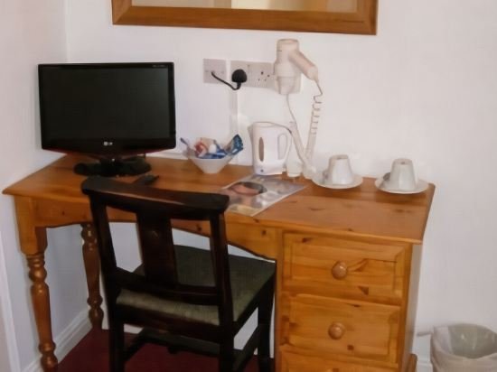 Фото The Wheatsheaf Inn