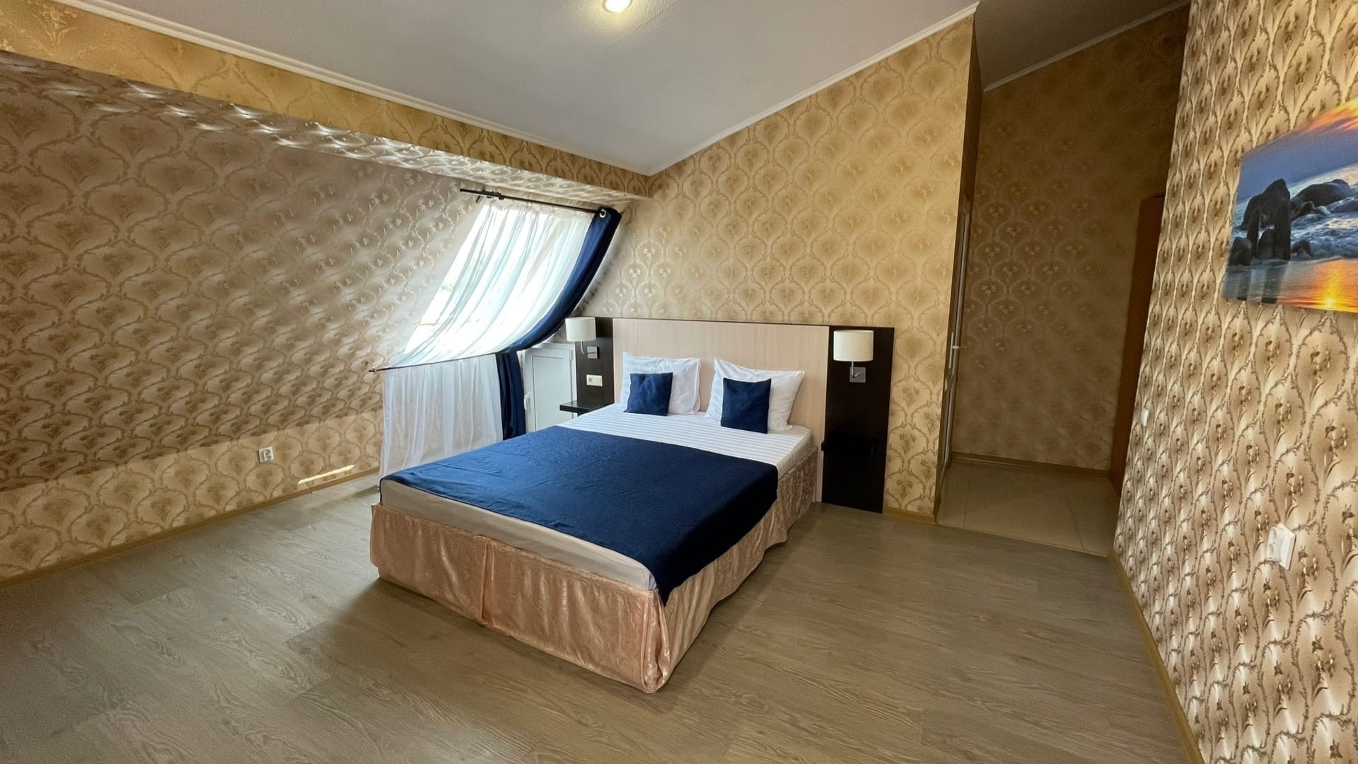 Фото отеля 3