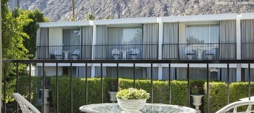 Гостиница Avalon Hotel and Bungalows Palm Springs в Палм-Спрингс