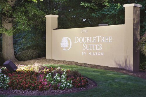 Гостиница DoubleTree Suites by Hilton Atlanta - Galleria