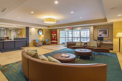 Гостиница Candlewood Suites Pensacola - University Area, an Ihg Hotel в Пенсаколе