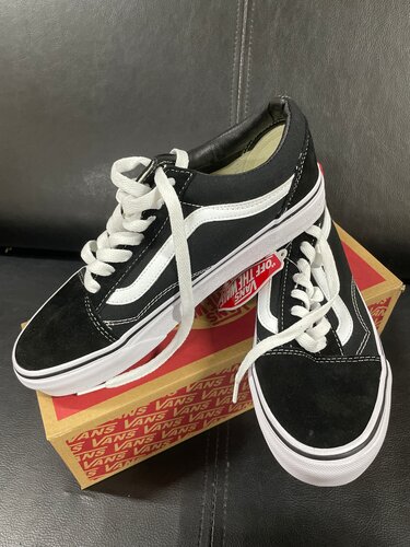 S vans new arrivals