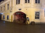 Gentlemen Club (Moskovskaya Street, 14) ، مطعم يقدم الشيشة