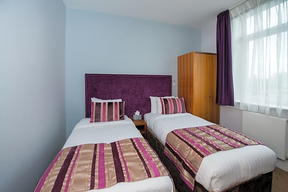 Фото Stanwell Hotel by Mercure