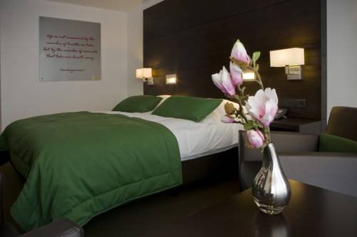 Фото Van der Valk hotel Sassenheim-Leiden