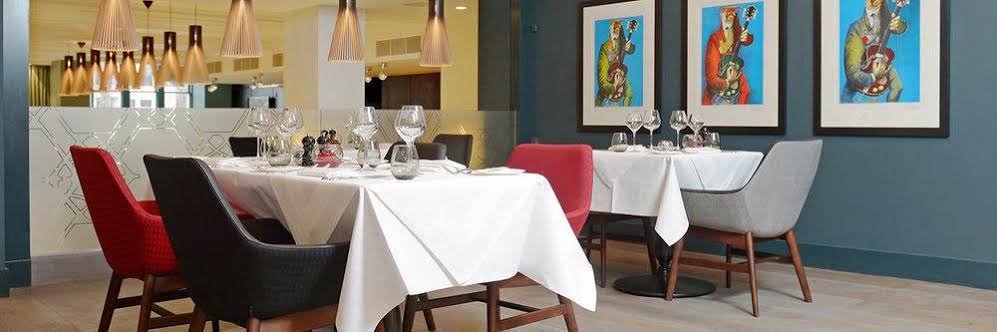 Фото The Chester Hotel