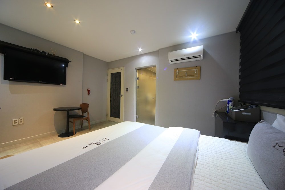 Фото Jjak Boutique Hotel