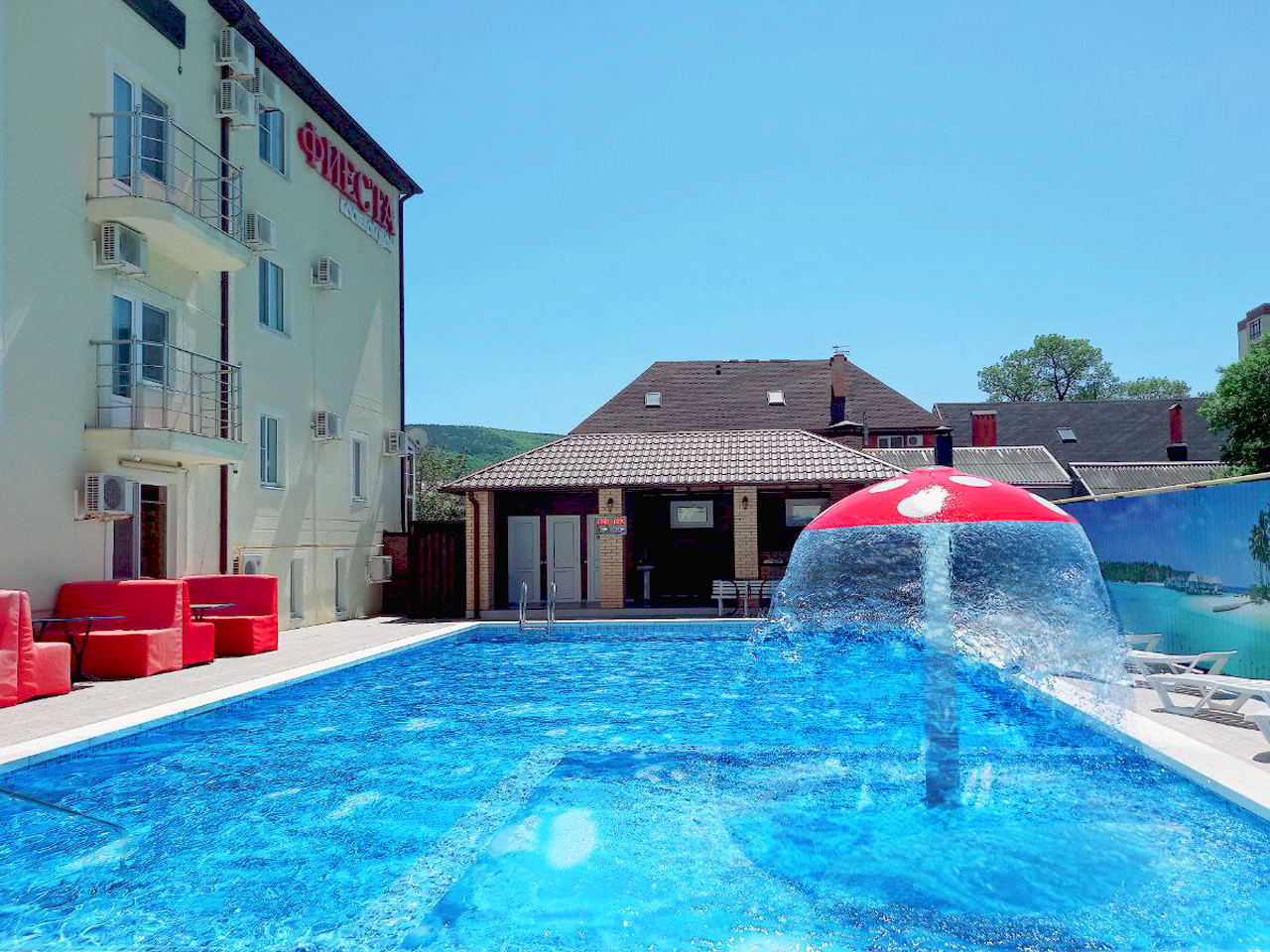 Фото отеля 1