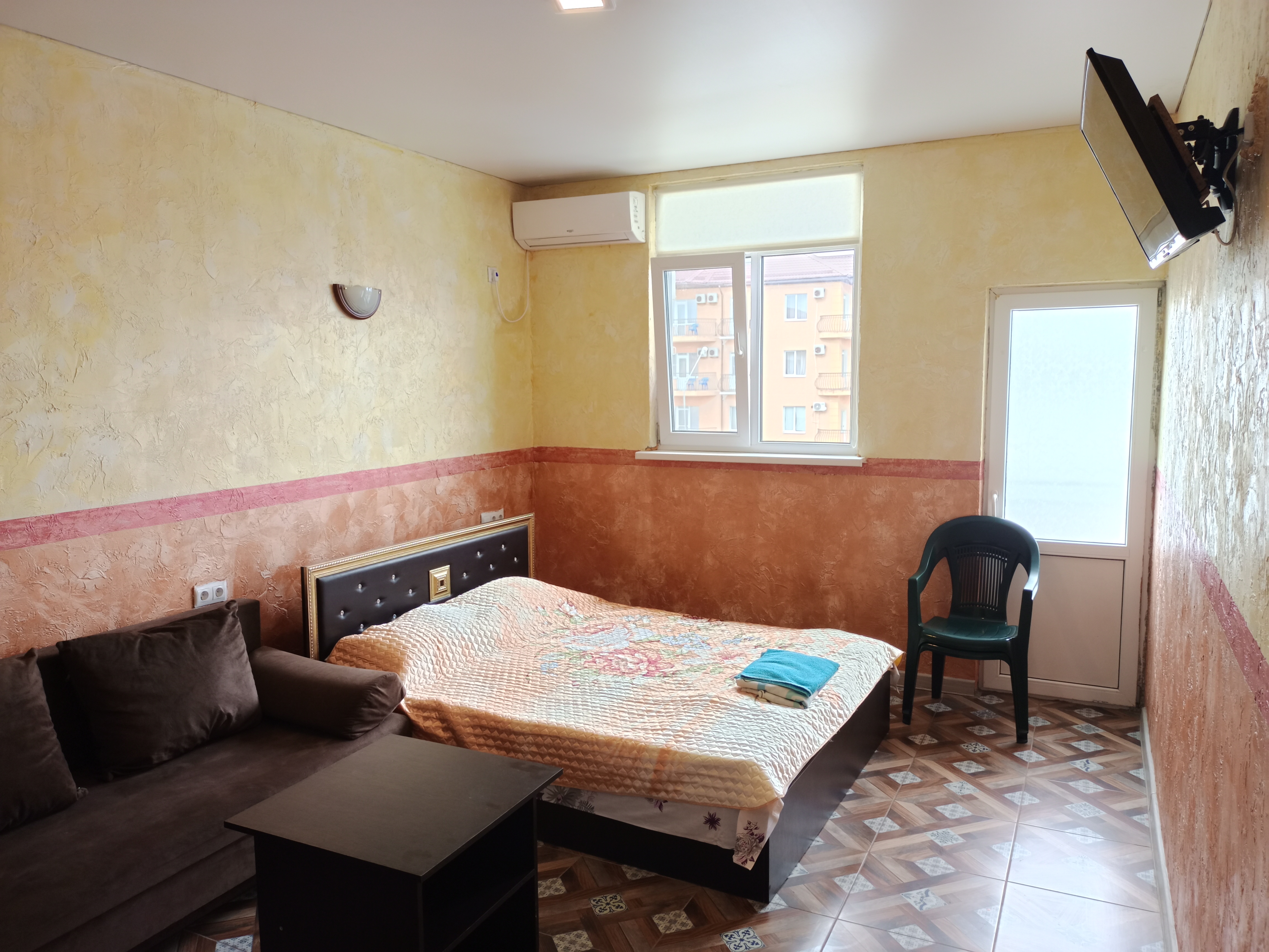 Фото Майлан