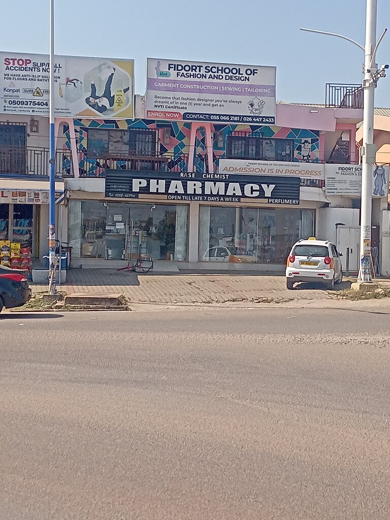 Courses and master classes Fidort school of fashion & design, Earth, photo