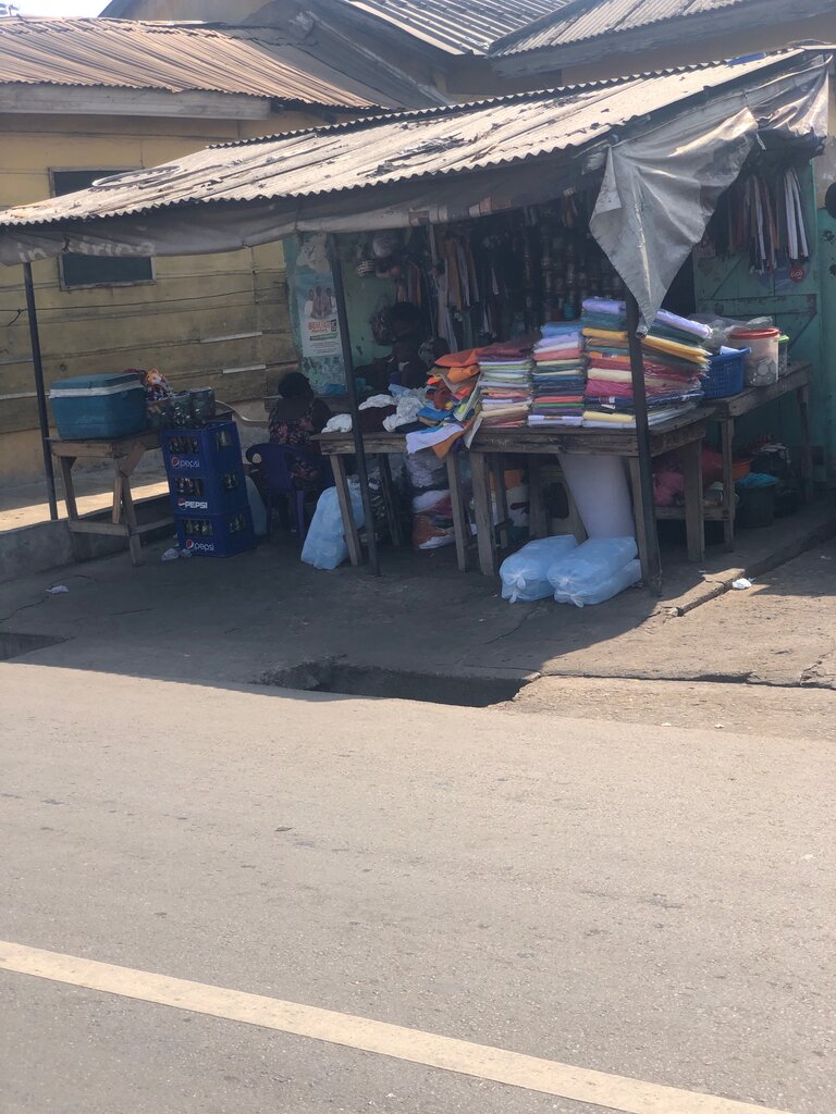 Manufacture and sale of textiles Fentem Mart, Accra, photo