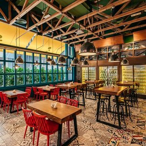 Bolla (Gate Village, Gate Village, Dubai International Financial Centre), bar, pub