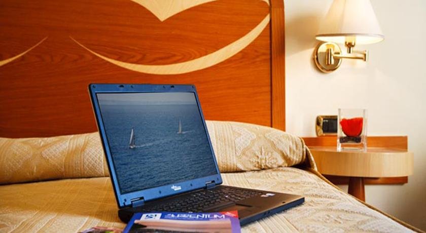 Фото Hotel Albatros