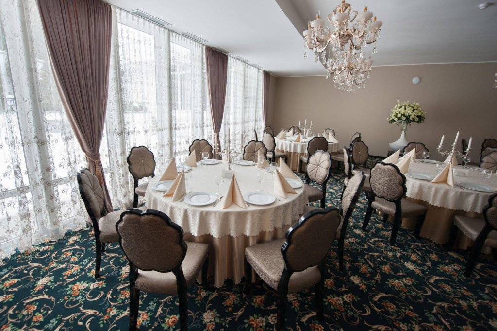 Фото Hotel Carpathia