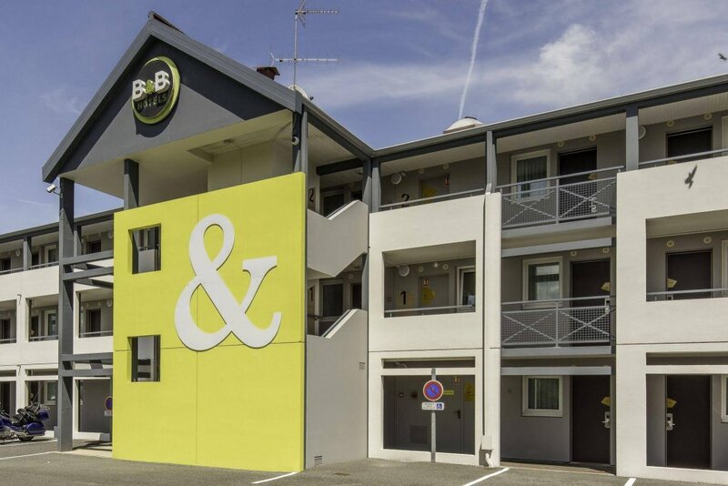 Гостиница B& x26; B Hotel Morlaix