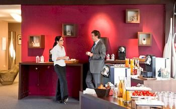 Фото Novotel Marseille Est Porte d'Aubagne