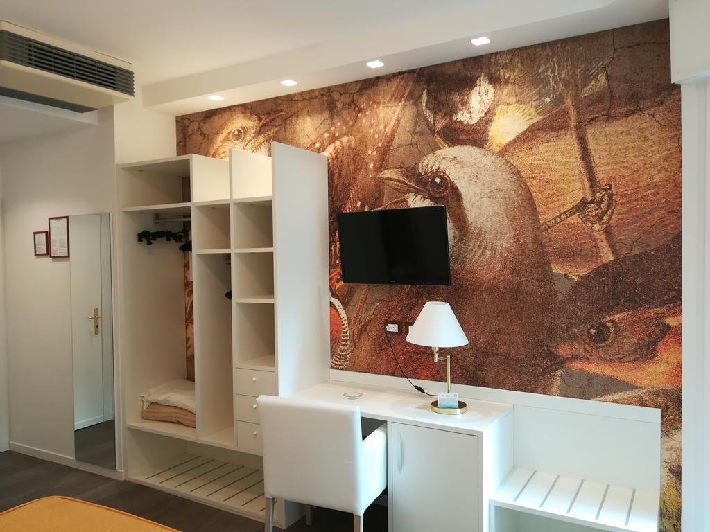 Фото Hotel Majestic